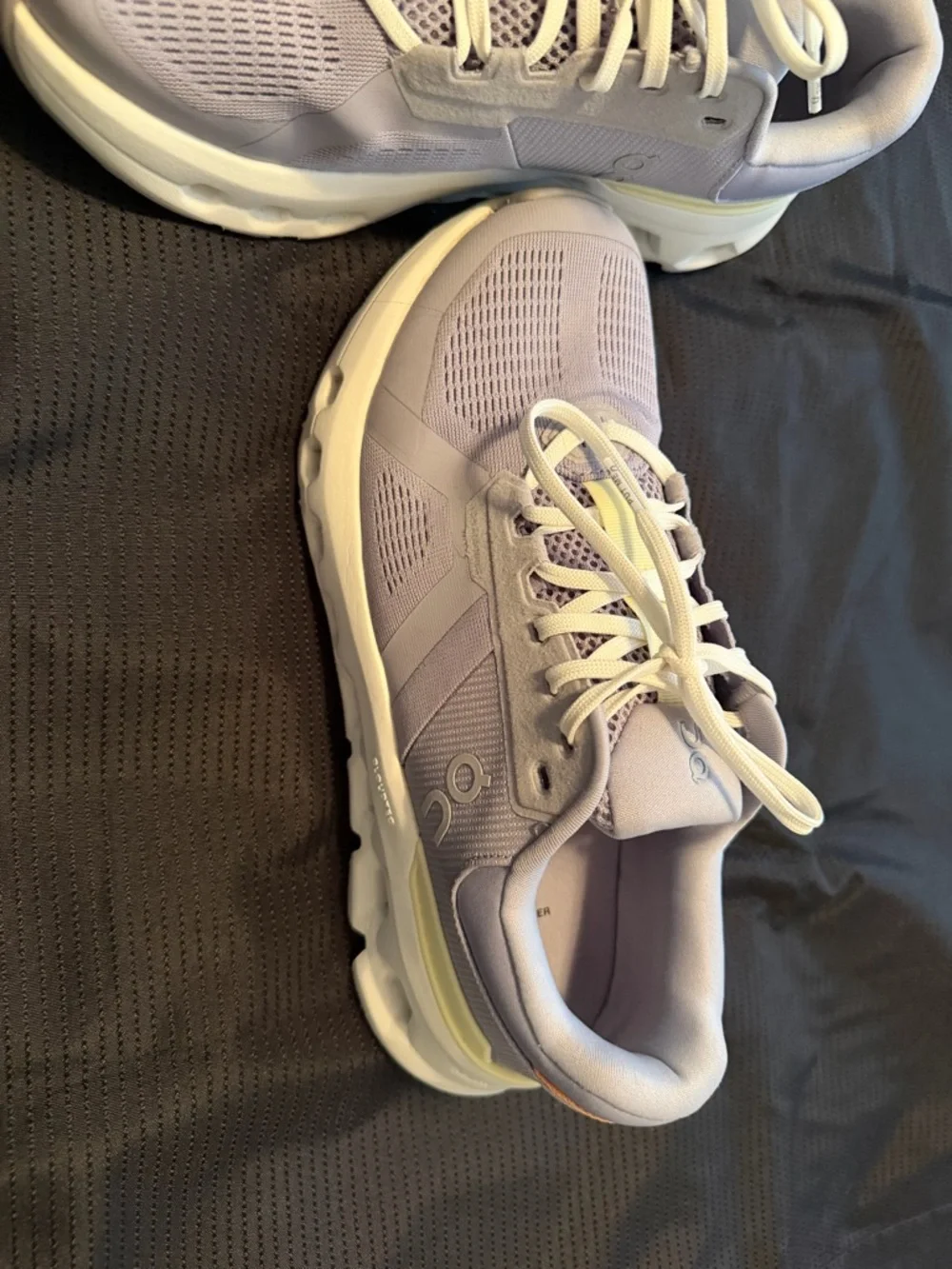 On Cloud 2  Running Women's Cloud Sneakers in Lavender with Cream Accents - Picture 5 of 15